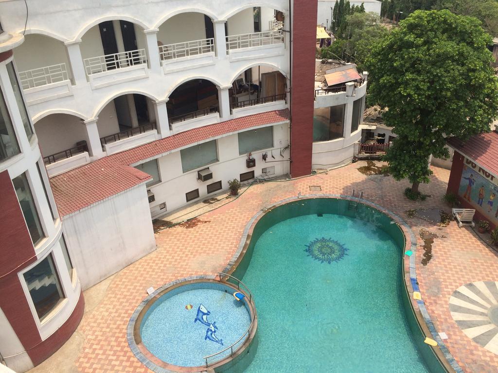 Grand Heritage Resort グレーター・ノイダ エクステリア 写真